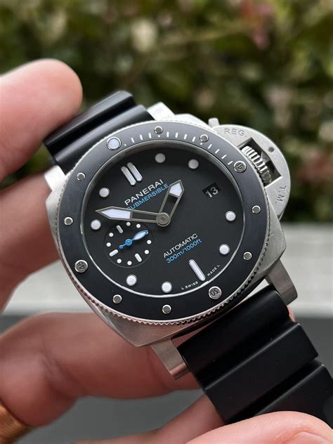 panerai submersible ceramica|panerai submersible 42mm price.